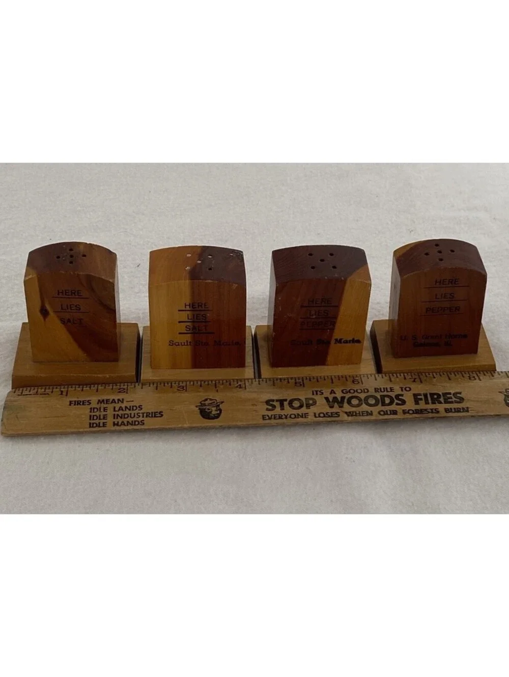 Set Of 2 Vintage Wooden Tombstone Salt Pepper Shakers “Here Lies Salt & Pepper”